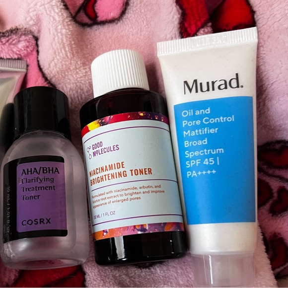 Deluxe sample size skincare lot - Picture 1 of 1